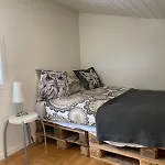 Practical And Cozy In Idyllic 3 Bedrooms Hébergement de vacances Senja