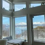 Practical And Cozy In Idyllic 3 Bedrooms * Senja