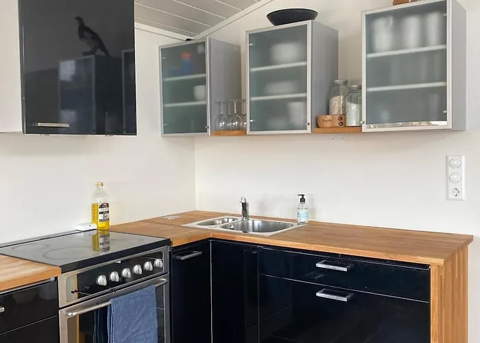 Practical And Cozy In Idyllic 3 Bedrooms