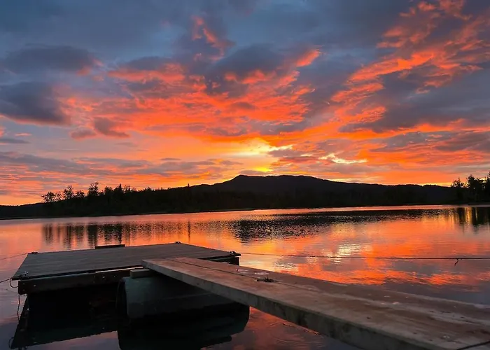 Practical And Cozy In Idyllic 3 Bedrooms